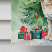 Highlander Lynx Cat By the Christmas Tree House Flag