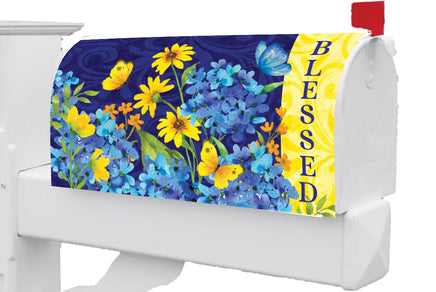 BLESSED HYDRANGEAS 5604MM Mailbox Makeover