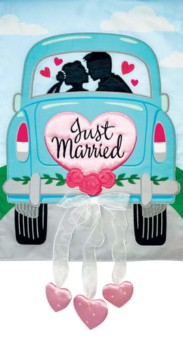 APPLIQUEJUST MARRIED  5676  Decorative Flag