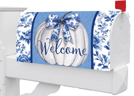 Blue and White Pumpkin 5690MM Mailbox Makeover