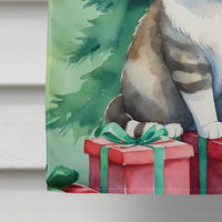 Li Hua Cat By the Christmas Tree House Flag