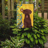 Summer Sunflowers Chocolate Labrador Retriever Flag Garden Size